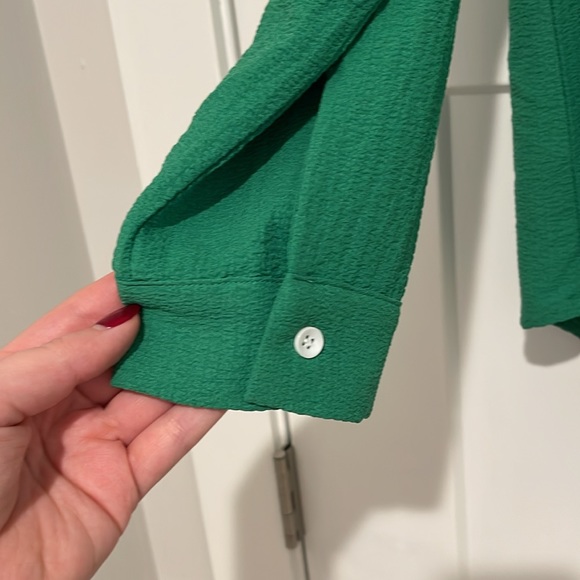 Green Lounge Set - Picture 5 of 10